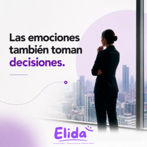 Profesional reflexionando sobre la importancia de la inteligencia emocional en la toma de decisiones.